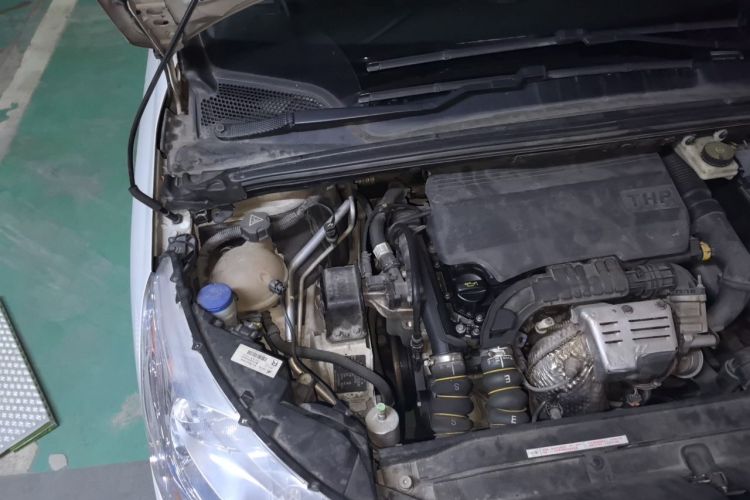 Used Citroen C4L 2015 1.2T Automatic Prestige Edition Engine Bay Right