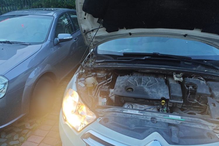 Used Citroen C4L 2015 1.8L Automatic Prestige Edition Engine Bay Right