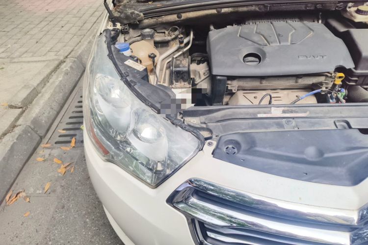 Used Citroen C4L 2015 1.8L Automatic Prestige Edition Engine Bay Right