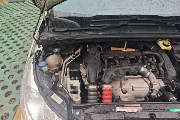 Used Citroen C4L 2015 1.6T Automatic Prestige Edition Engine Bay Right