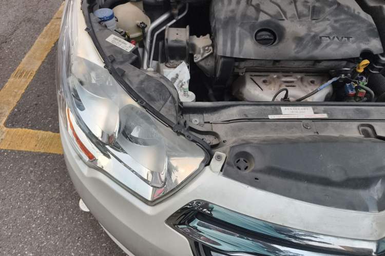 Used Citroen C4L 2015 1.8L Automatic Luxury Edition Engine Bay Right