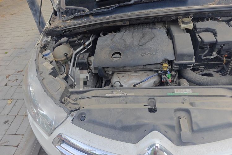 Used Citroen C4L 2015 1.8L Automatic Luxury Edition Engine Bay Right