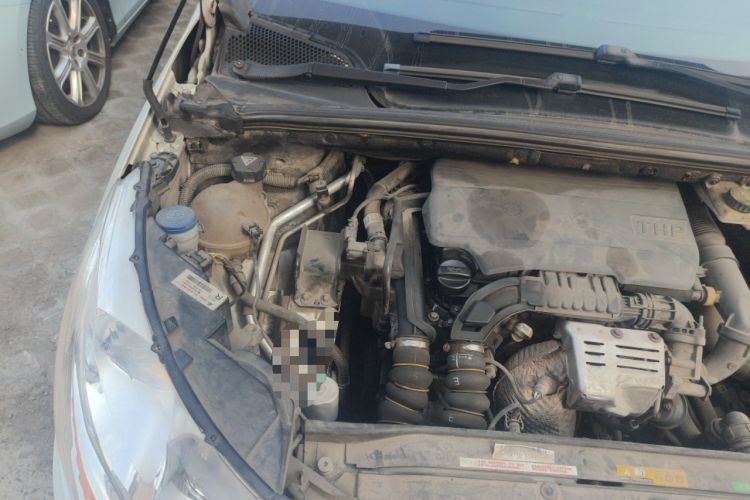 Used Citroen C4L 2015 1.2T Automatic Luxury Edition Engine Bay Right