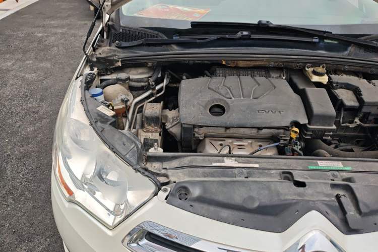 Used Citroen C4L 2015 1.8L Automatic Luxury Edition Engine Bay Right