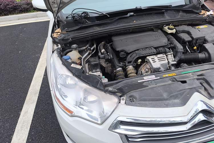 Used Citroen C4L 2015 1.2T Manual Luxury Edition Engine Bay Right