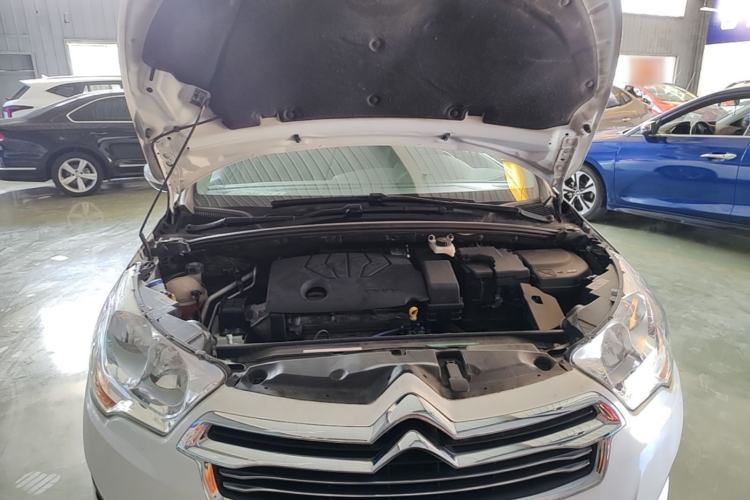 Used Citroen C4L 2015 1.8L Automatic Luxury Edition Engine Bay