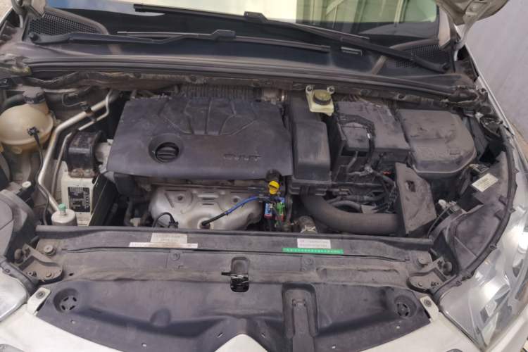 Used Citroen C4L 2015 1.8L Automatic Luxury Edition Engine Bay