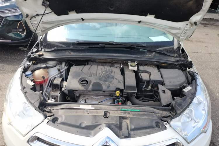 Used Citroen C4L 2015 1.8L Automatic Leading Edition Engine Bay