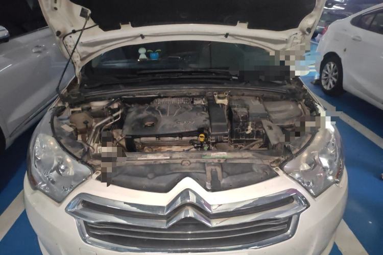 Used Citroen C4L 2015 1.8L Automatic Prestige Edition Engine Bay