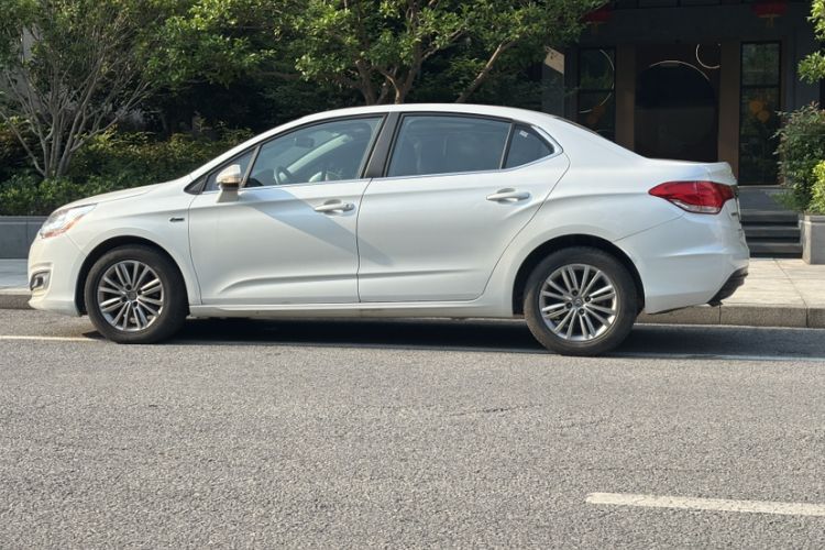 Used Citroen C4L 2015 1.2T Automatic Luxury Edition Exterior 3