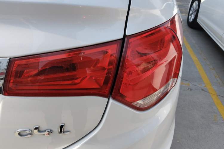 Used Citroen C4L 2015 1.2T Automatic Luxury Edition Exterior 3