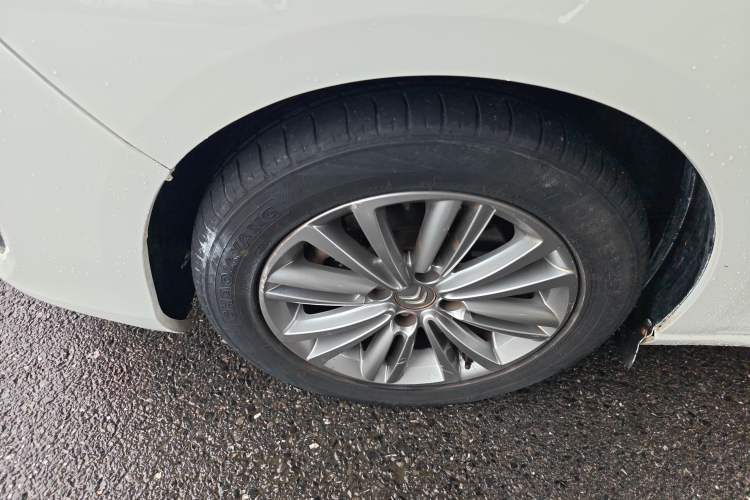 Used Citroen C4L 2015 1.8L Automatic Luxury Edition Exterior 4