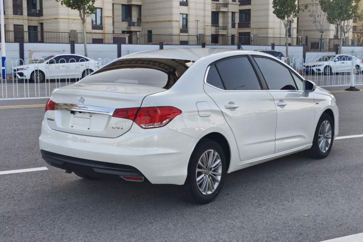 Used Citroen C4L 2015 1.2T Automatic Luxury Edition Exterior 4