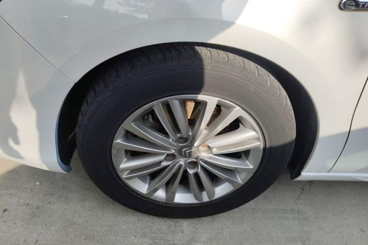Used Citroen C4L 2015 1.2T Automatic Luxury Edition Exterior 4
