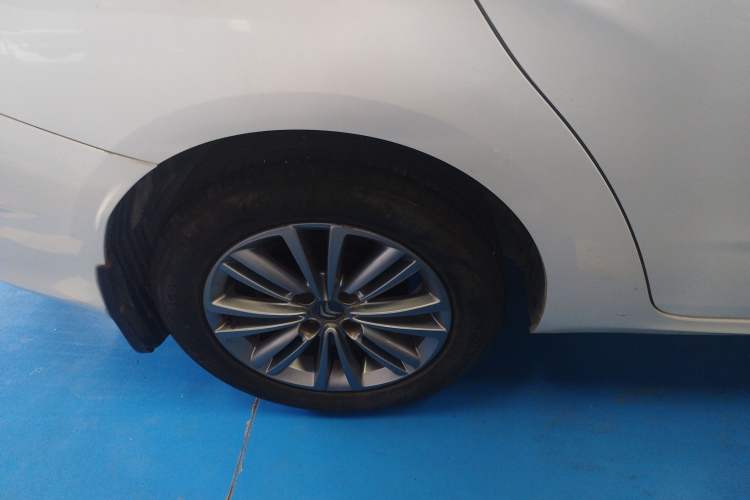 Used Citroen C4L 2015 1.8L Automatic Prestige Edition Exterior 8