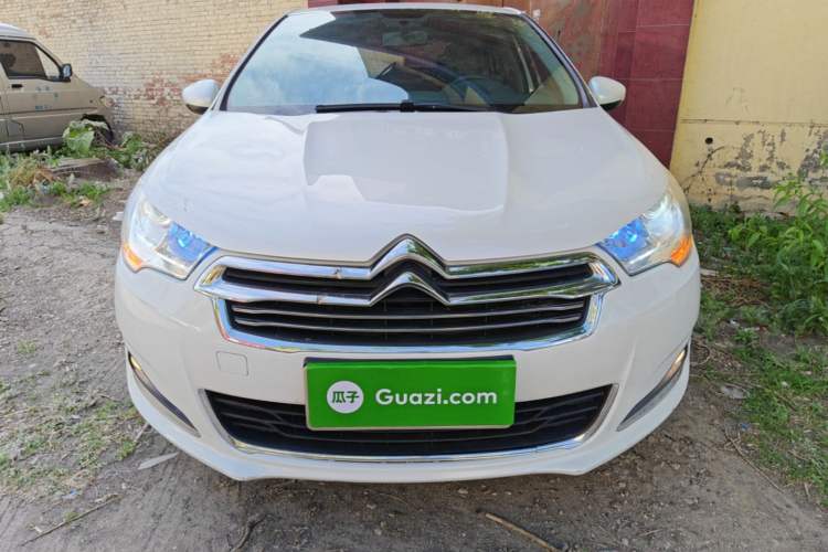 Used Citroen C4L 2015 1.2T Manual Luxury Edition Front