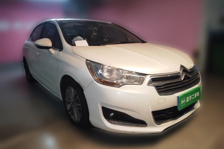 Used Citroen C4L 2015 1.2T Manual Luxury Edition Front Right 45 Deg