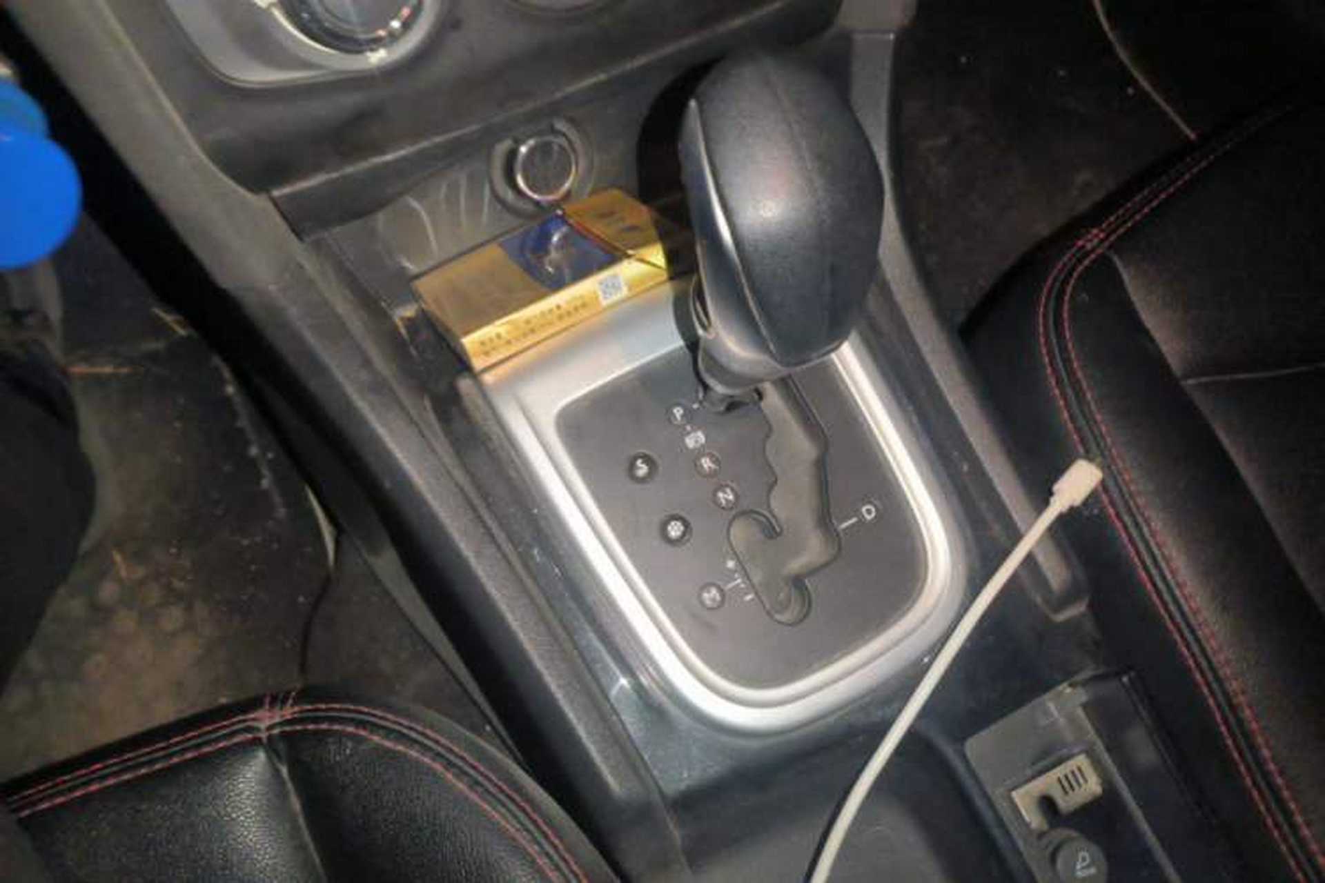 Used Citroen C4L 2015 1.2T Automatic Luxury Edition Gear Lever