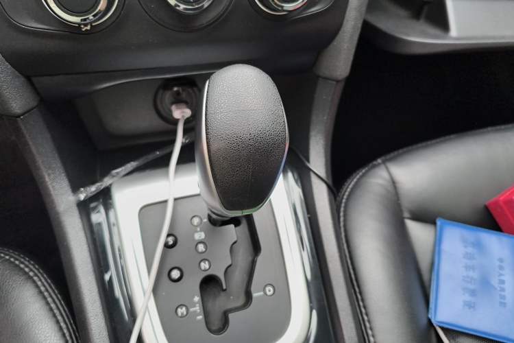 Used Citroen C4L 2015 1.8L Automatic Luxury Edition Gear Lever