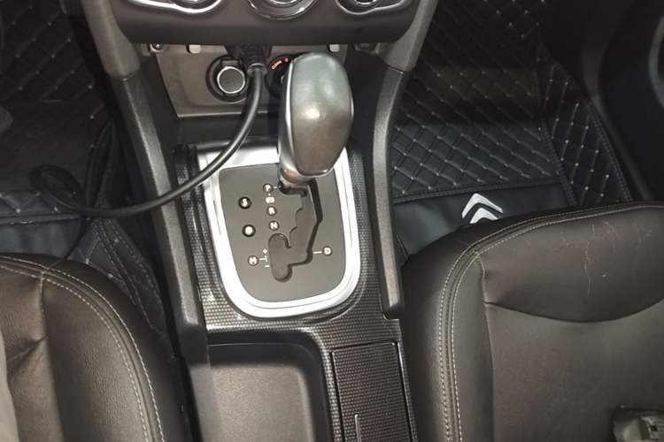 Used Citroen C4L 2015 1.6T Automatic Prestige Edition Gear Lever