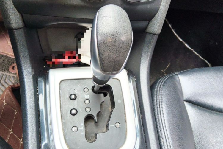 Used Citroen C4L 2015 1.2T Automatic Luxury Edition Gear Lever