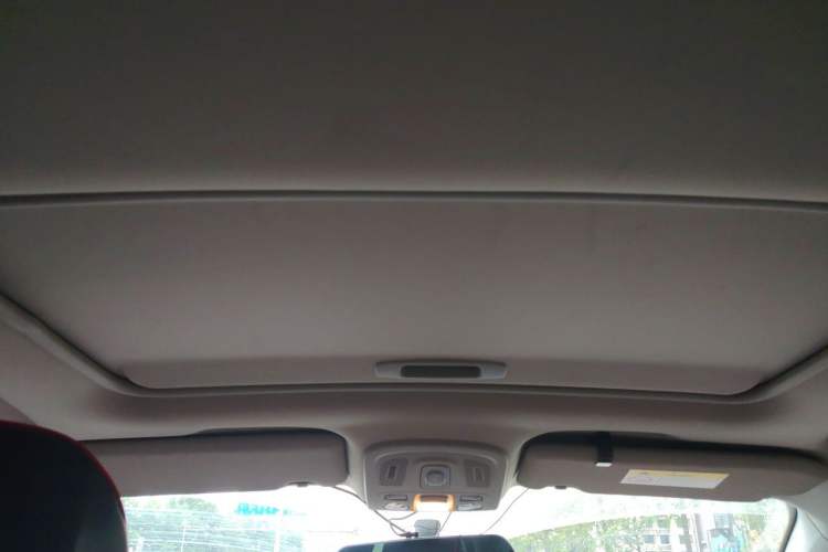 Used Citroen C4L 2015 1.8L Automatic Luxury Edition Headliner