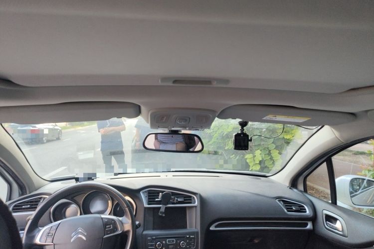 Used Citroen C4L 2015 1.8L Automatic Prestige Edition Headliner