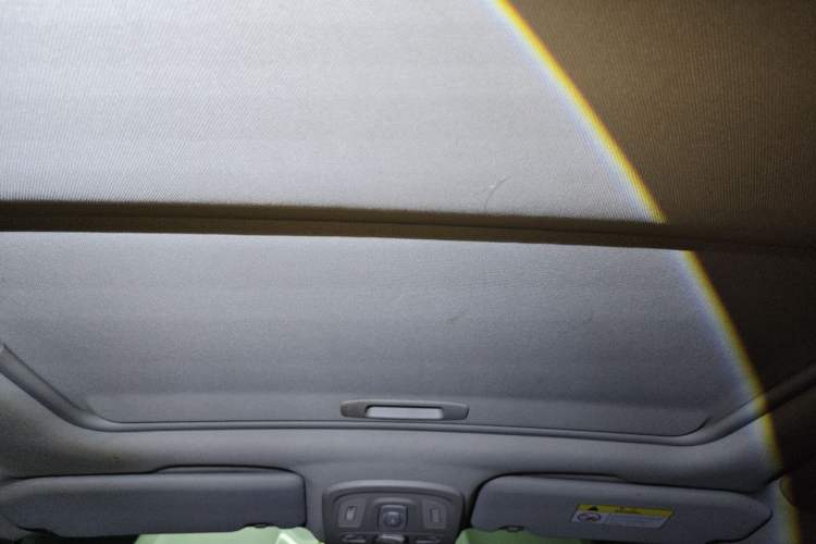 Used Citroen C4L 2015 1.8L Automatic Luxury Edition Headliner