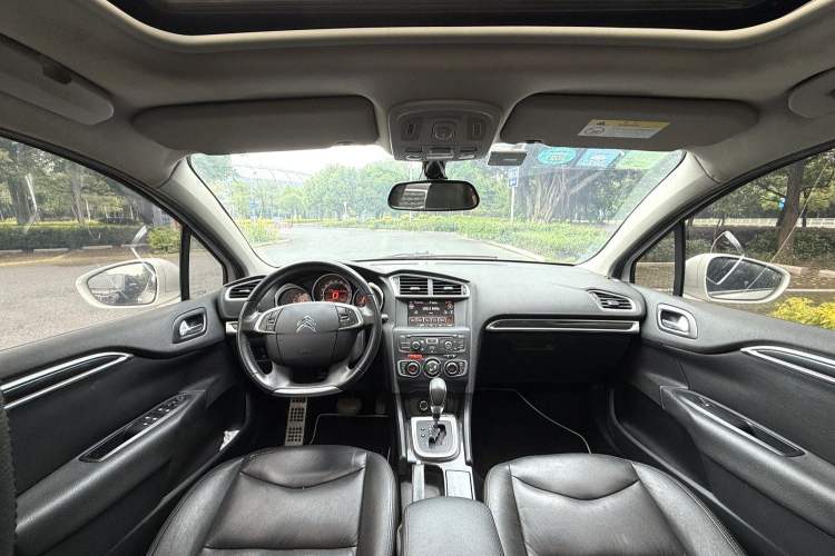 Used Citroen C4L 2015 1.8L Automatic Prestige Edition Headliner