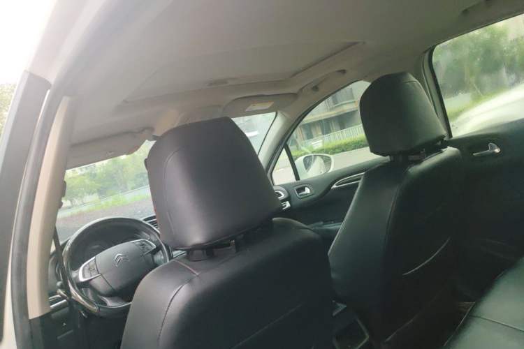 Used Citroen C4L 2015 1.8L Automatic Luxury Edition Headliner