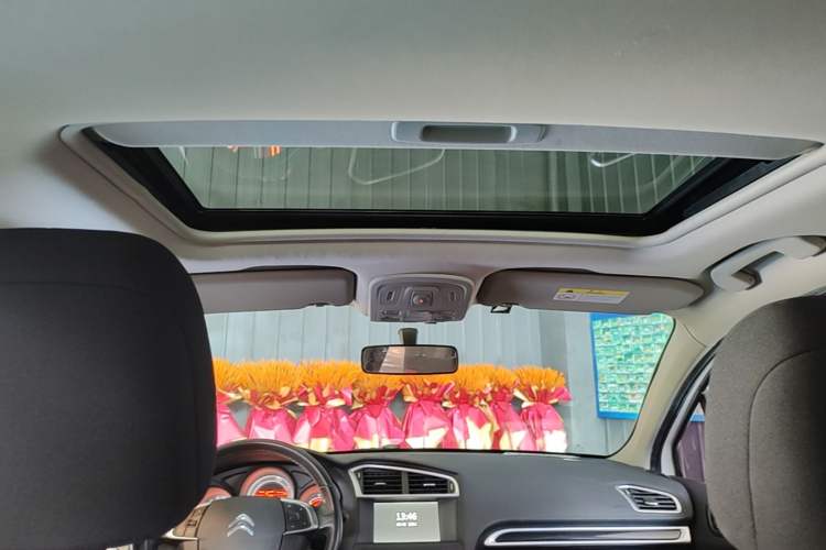Used Citroen C4L 2015 1.8L Automatic Luxury Edition Headliner