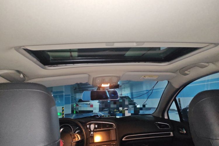 Used Citroen C4L 2015 1.8L Automatic Prestige Edition Headliner