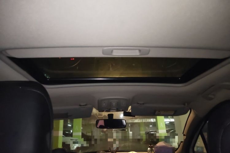 Used Citroen C4L 2015 1.2T Manual Luxury Edition Headliner