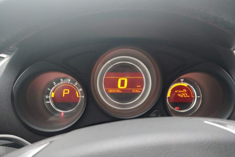 Used Citroen C4L 2015 1.8L Automatic Luxury Edition Instrument Cluster