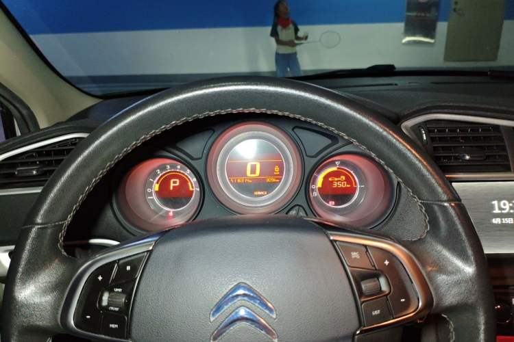 Used Citroen C4L 2015 1.2T Automatic Luxury Edition Instrument Cluster