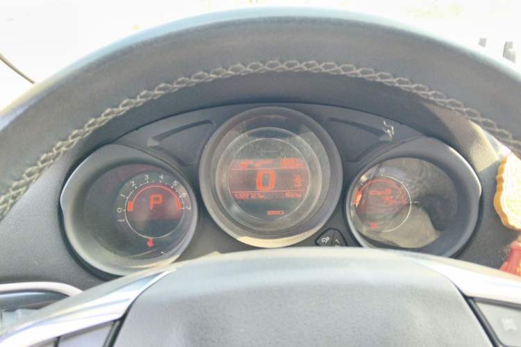 Used Citroen C4L 2015 1.8L Automatic Luxury Edition Instrument Cluster