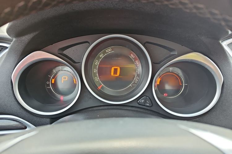 Used Citroen C4L 2015 1.2T Automatic Prestige Edition Instrument Cluster