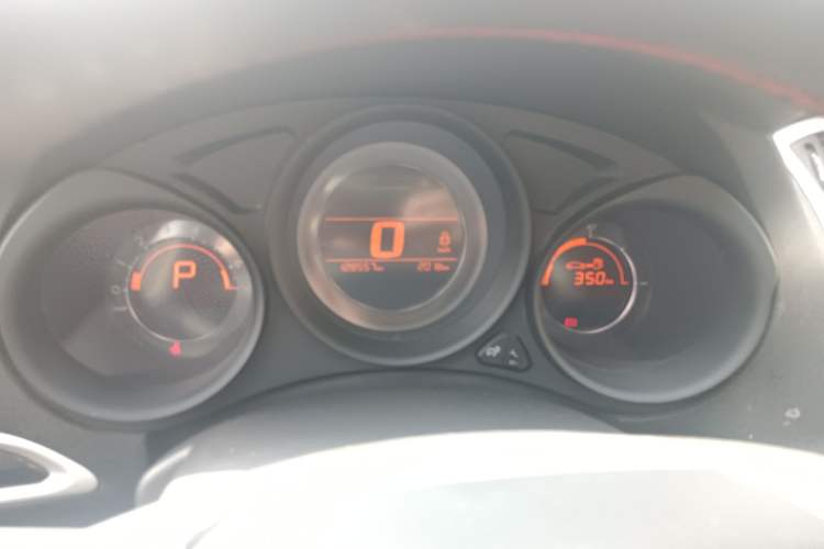 Used Citroen C4L 2015 1.8L Automatic Luxury Edition Instrument Cluster