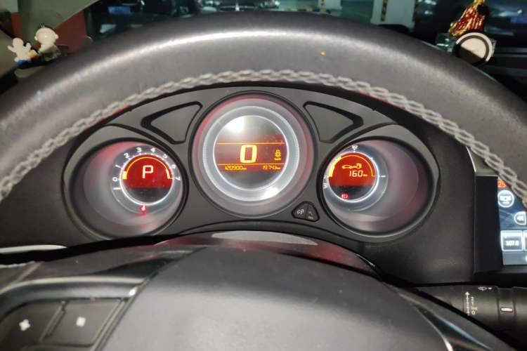 Used Citroen C4L 2015 1.8L Automatic Leading Edition Instrument Cluster