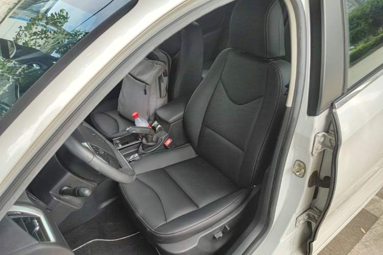 Used Citroen C4L 2015 1.2T Automatic Luxury Edition Left Front Seat