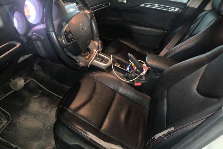 Used Citroen C4L 2015 1.2T Automatic Luxury Edition Left Front Seat