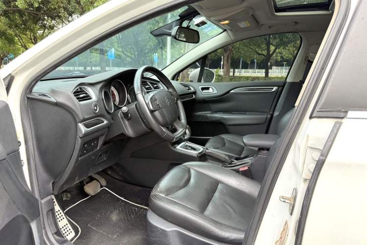 Used Citroen C4L 2015 1.8L Automatic Prestige Edition Left Front Seat