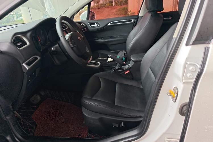 Used Citroen C4L 2015 1.8L Automatic Luxury Edition Left Front Seat