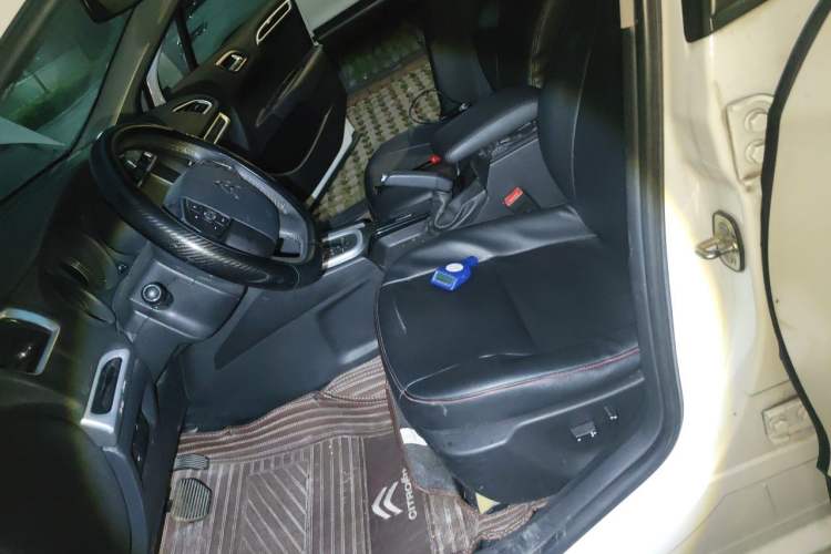 Used Citroen C4L 2015 1.8L Automatic Luxury Edition Left Front Seat
