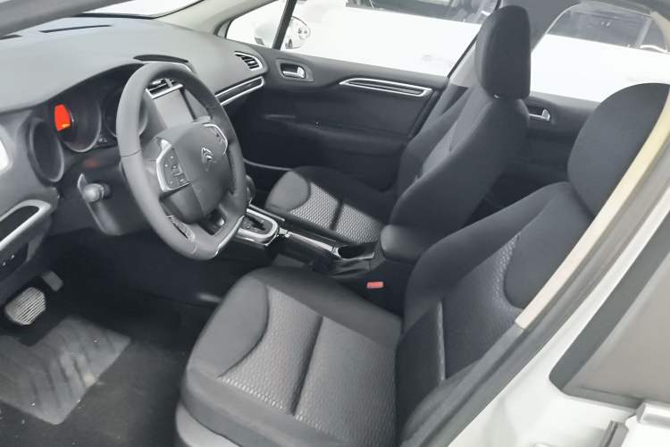 Used Citroen C4L 2015 1.2T Automatic Luxury Edition Left Front Seat