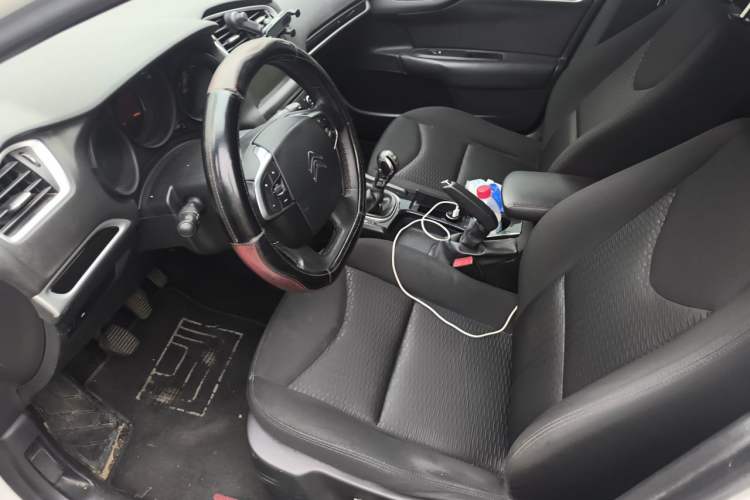 Used Citroen C4L 2015 1.2T Manual Luxury Edition Left Front Seat