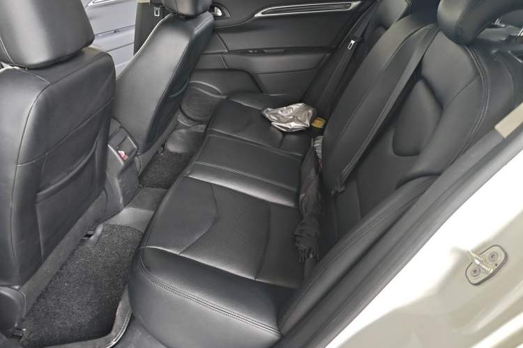 Used Citroen C4L 2015 1.2T Automatic Luxury Edition Left Rear Seat