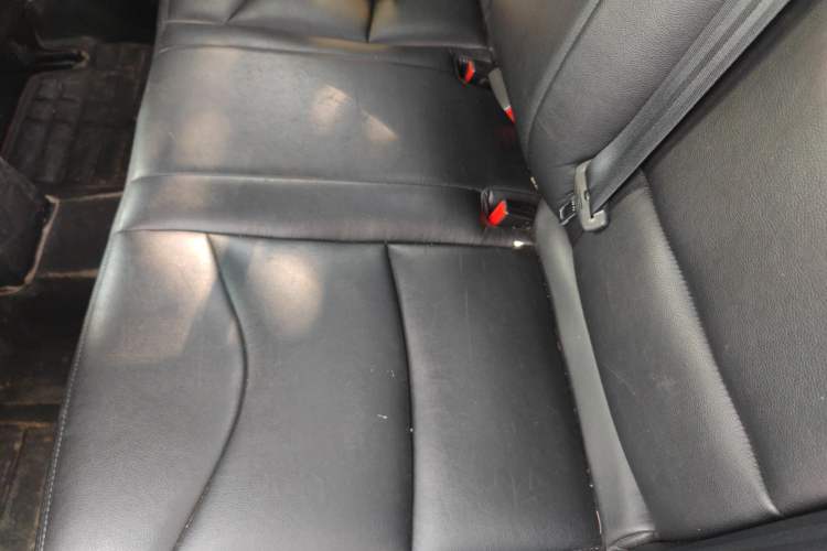 Used Citroen C4L 2015 1.8L Automatic Luxury Edition Left Rear Seat