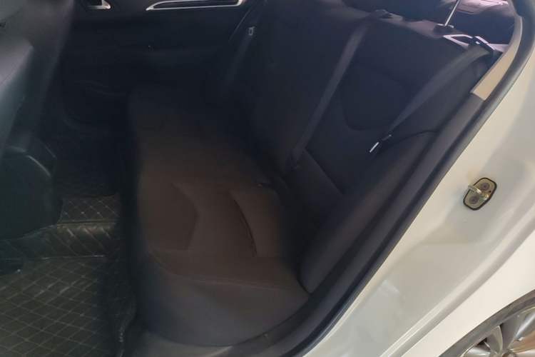 Used Citroen C4L 2015 1.8L Automatic Luxury Edition Left Rear Seat