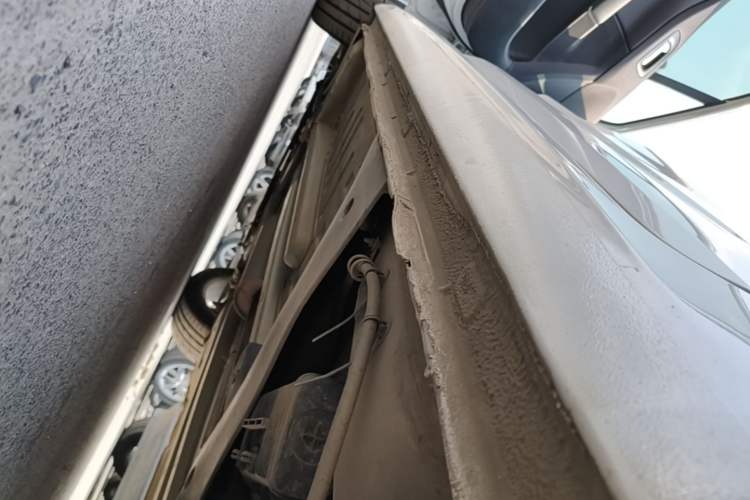 Used Citroen C4L 2015 1.6T Automatic Prestige Edition Left Side Sill
